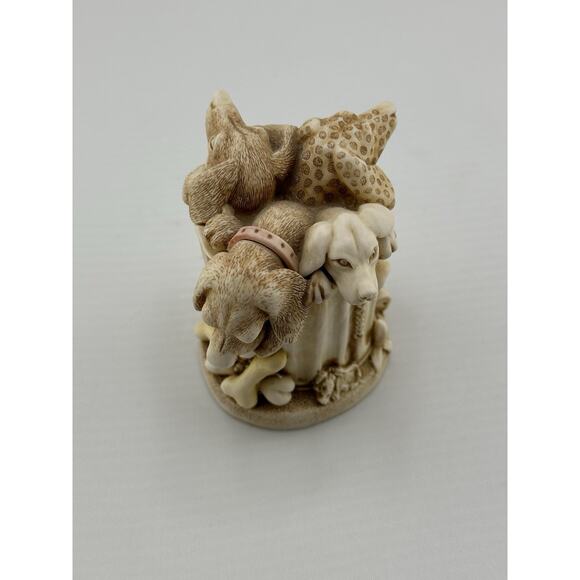 Harmony Kingdom "Nic Nak Paddywak" Dogs in Can 1996 Rare Boot Inside - Picture 6 of 11